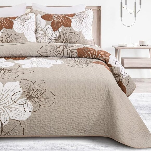 New Taupe Bohemian Floral Quilt Set • 3 PC • KING Size - Picture 1 of 7